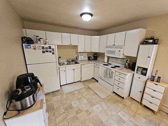 2nd image of 1704 6th Ave S #3