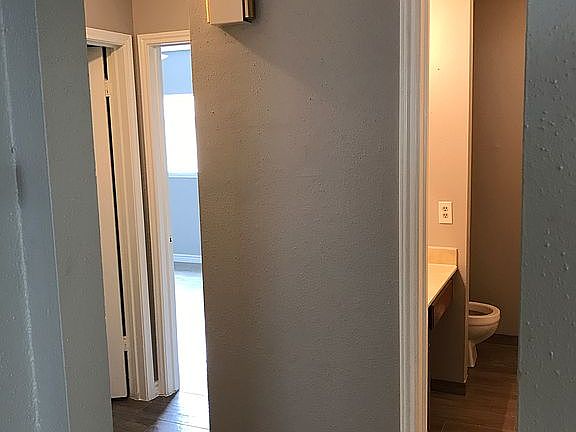 5th image of 9027 Welles Way