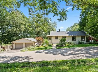 35W646 Rose Ave, Saint Charles, IL 60174