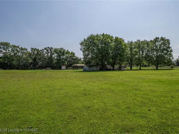 5902 Mount Zion Rd, Hackett, AR 72937