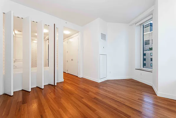 Rented by Corcoran | media 25