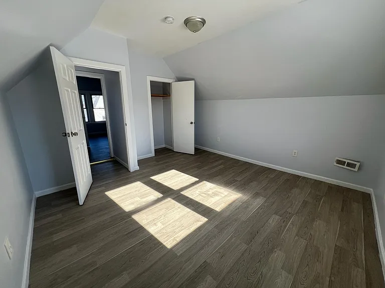 13 Garwood Pl #2 — Photo 9