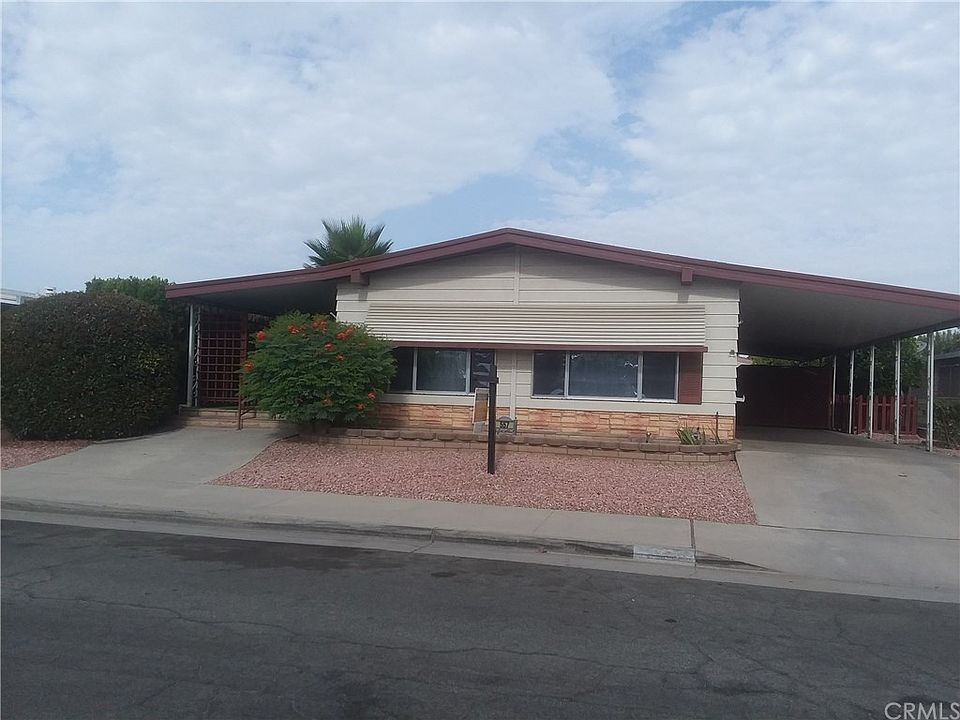 1st image of 557 Palos Dr