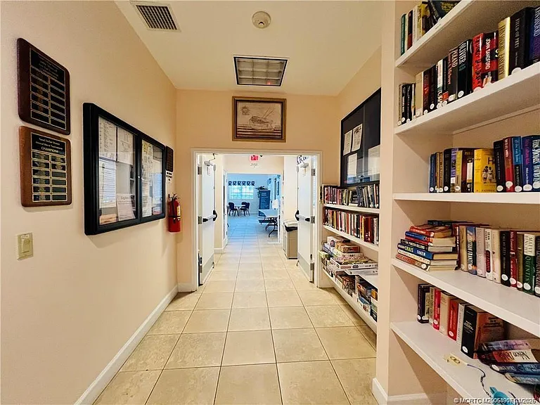 7410 S Ocean Dr #209 — Photo 46
