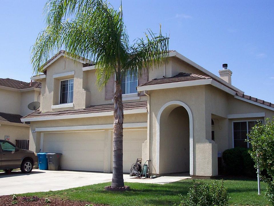 1st image of 741 Hillock Dr