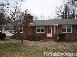 611 E North St, Fayetteville, AR 72701