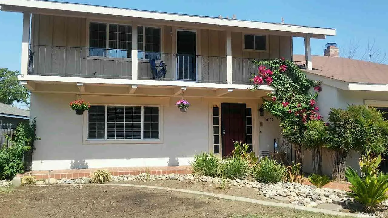10129 La Alegria Dr photo 1