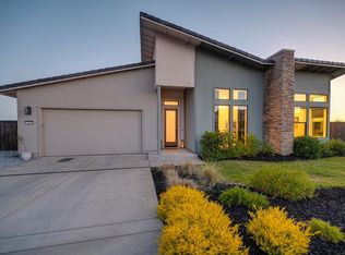 200 Pryor Ct, Rescue, CA 95672