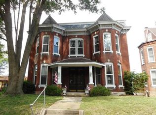 215 S High St, Belleville, IL