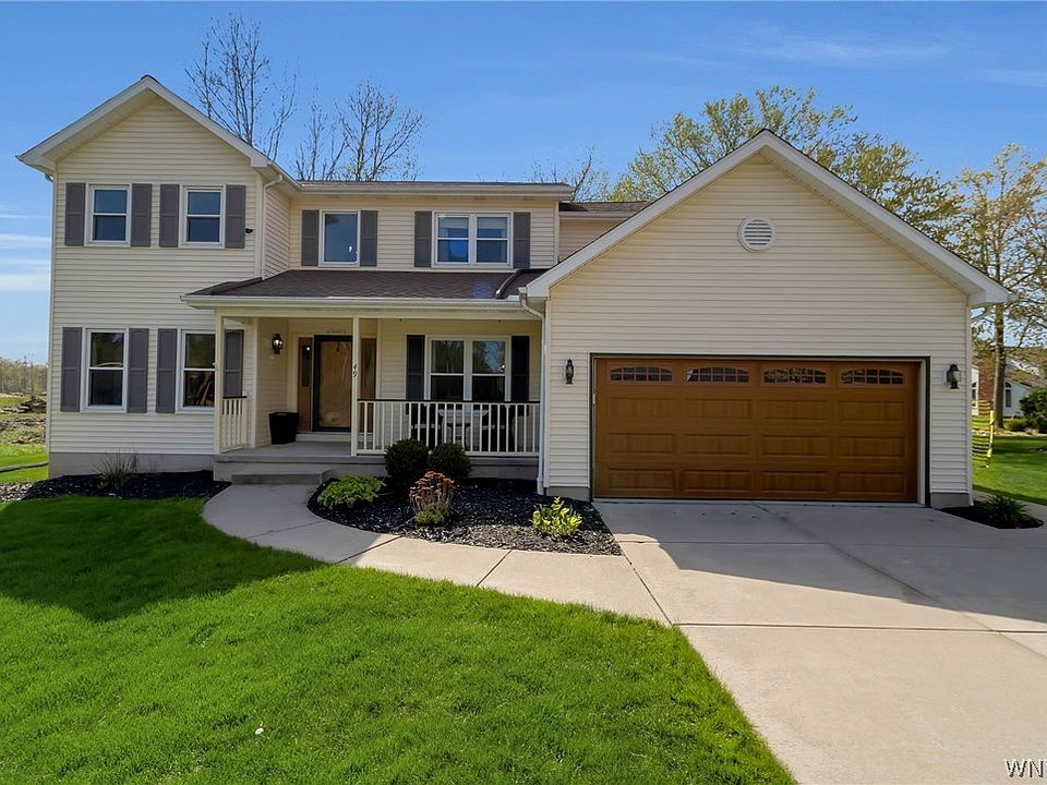 1st image of 49 Ruby Ln