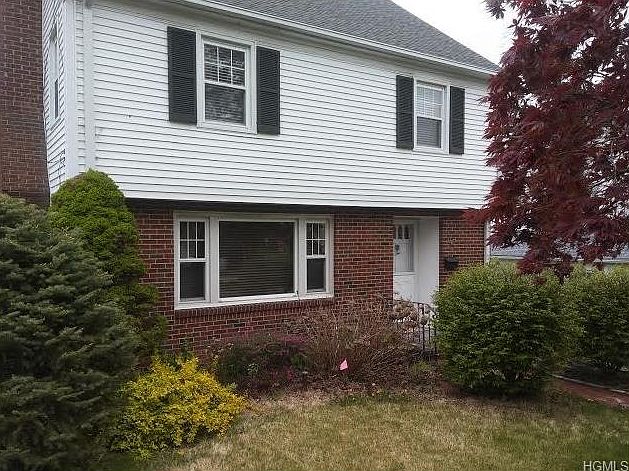 1st image of 47 Mount Morris Ave