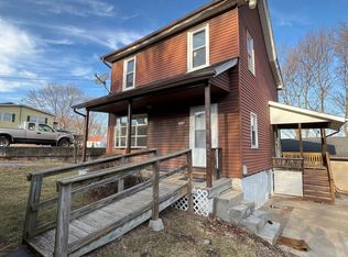 485 S Walnut St, Slatington, PA 18080