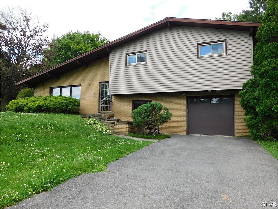 1st image of 3709 Magnolia Dr
