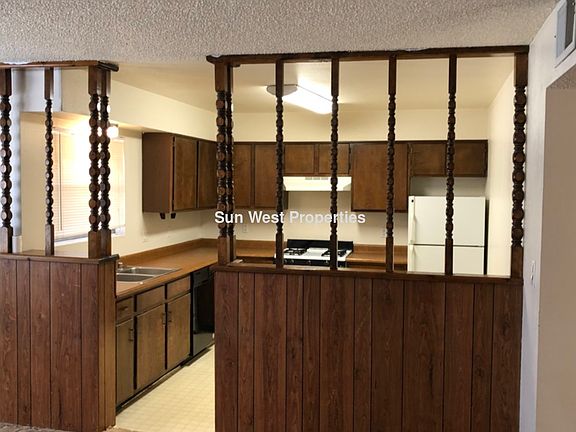 4th image of 2201 N Tucker Ave APT 4