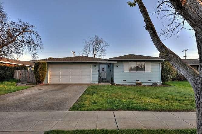 1st image of 1792 Rosswood Dr