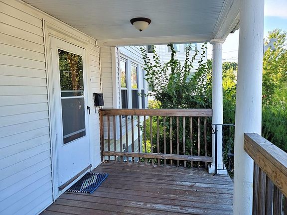 4th image of 39 Woodward Ave #39
