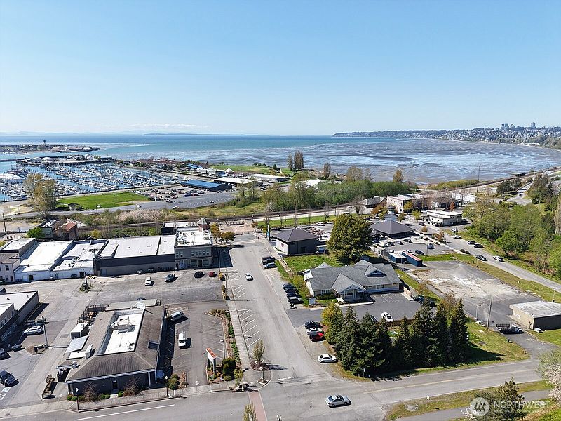 5th image of 240 G street