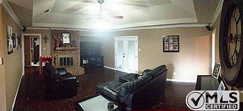 3rd image of 420 Larchbrook Dr