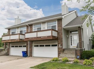 1661 Ranier Dr, Iowa City, IA 52246