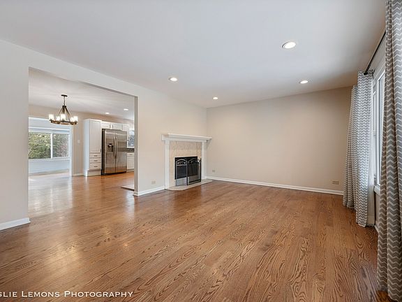 4th image of 6606 Blackstone Dr