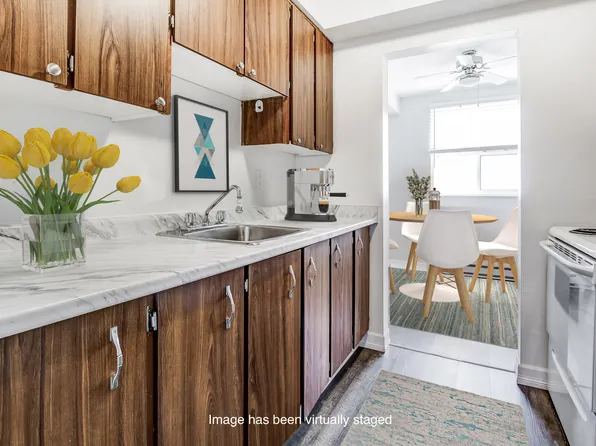 Lakeview Towers Residences