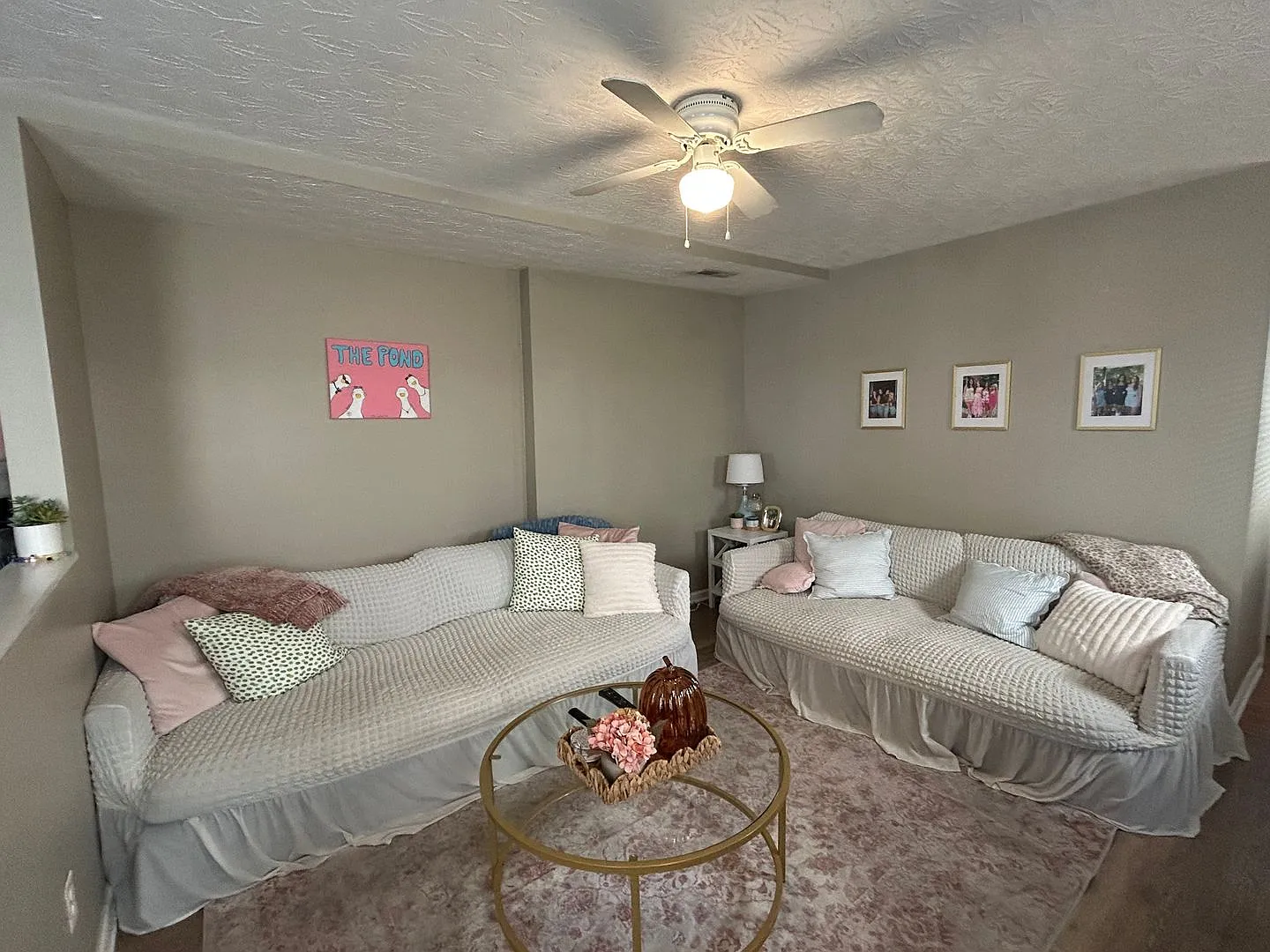 4 Bedroom 2 Bath Ready for Prelease! — Photo 3