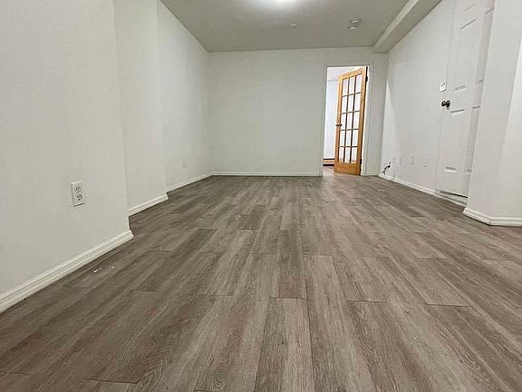 2nd image of 538 W 50th St #1EF