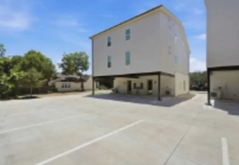 3323 S University Dr — Photo 34