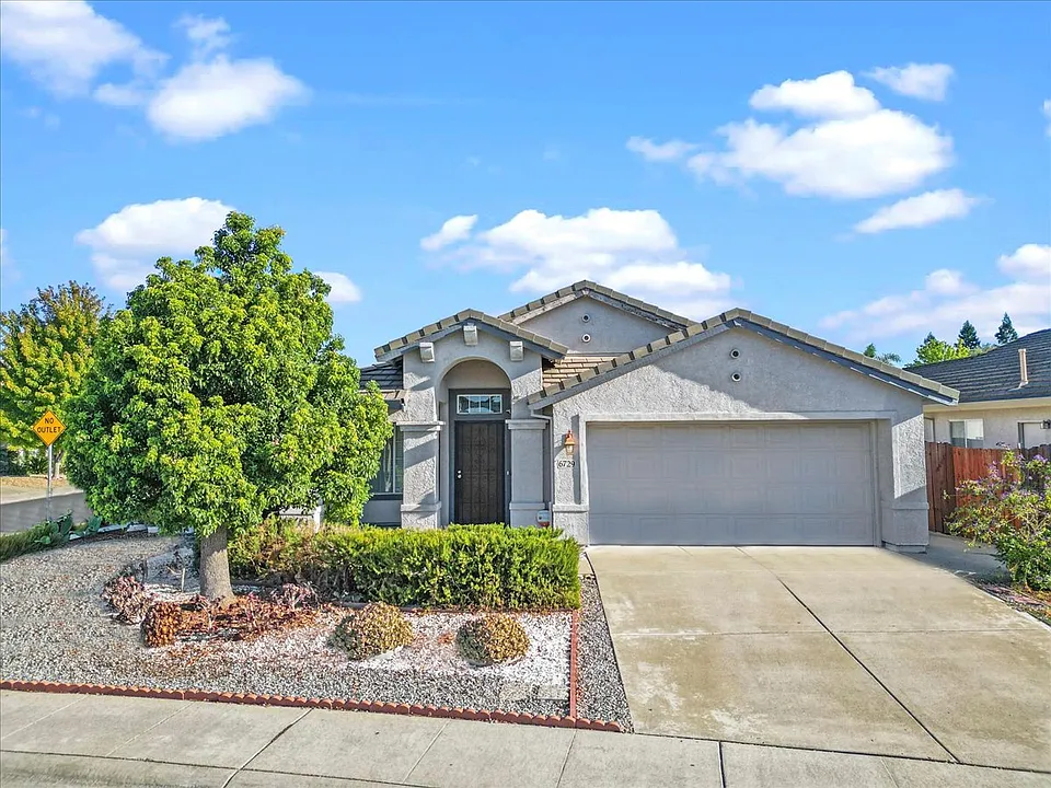 6729 Di Lusso Dr