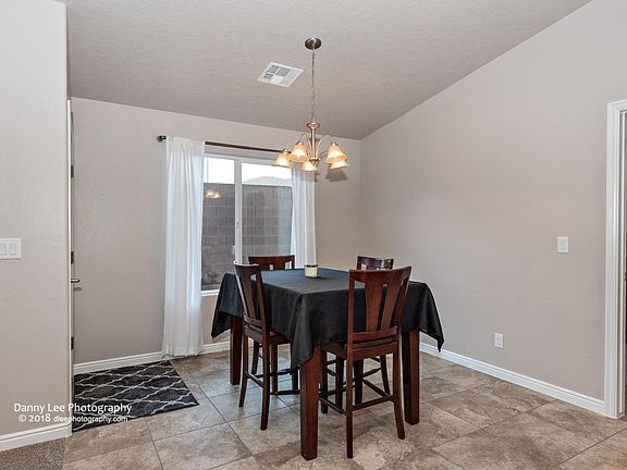 5th image of 3150 E Delany Dr