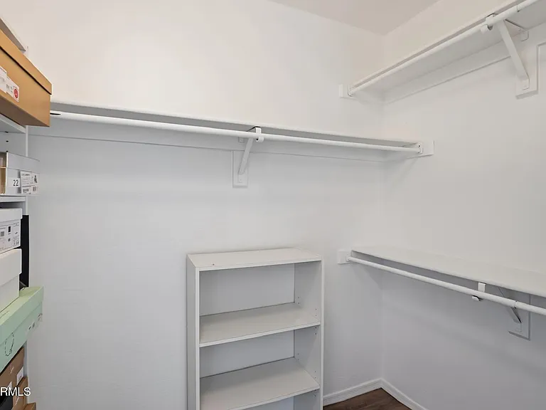220 W Beechnut Pl — Photo 22