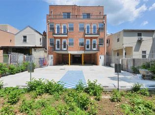 3320 104th St, Corona, NY 11368