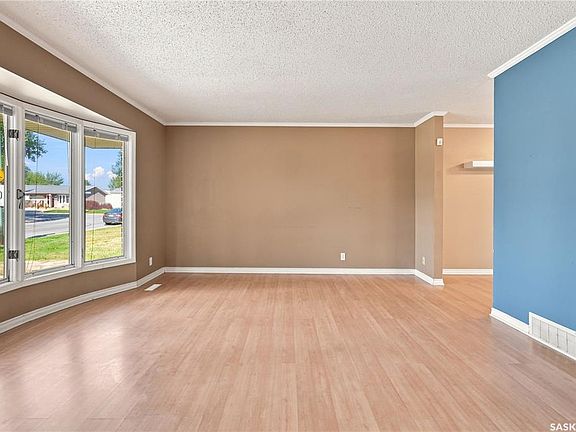 5th image of 363 Rodenbush DRIVE