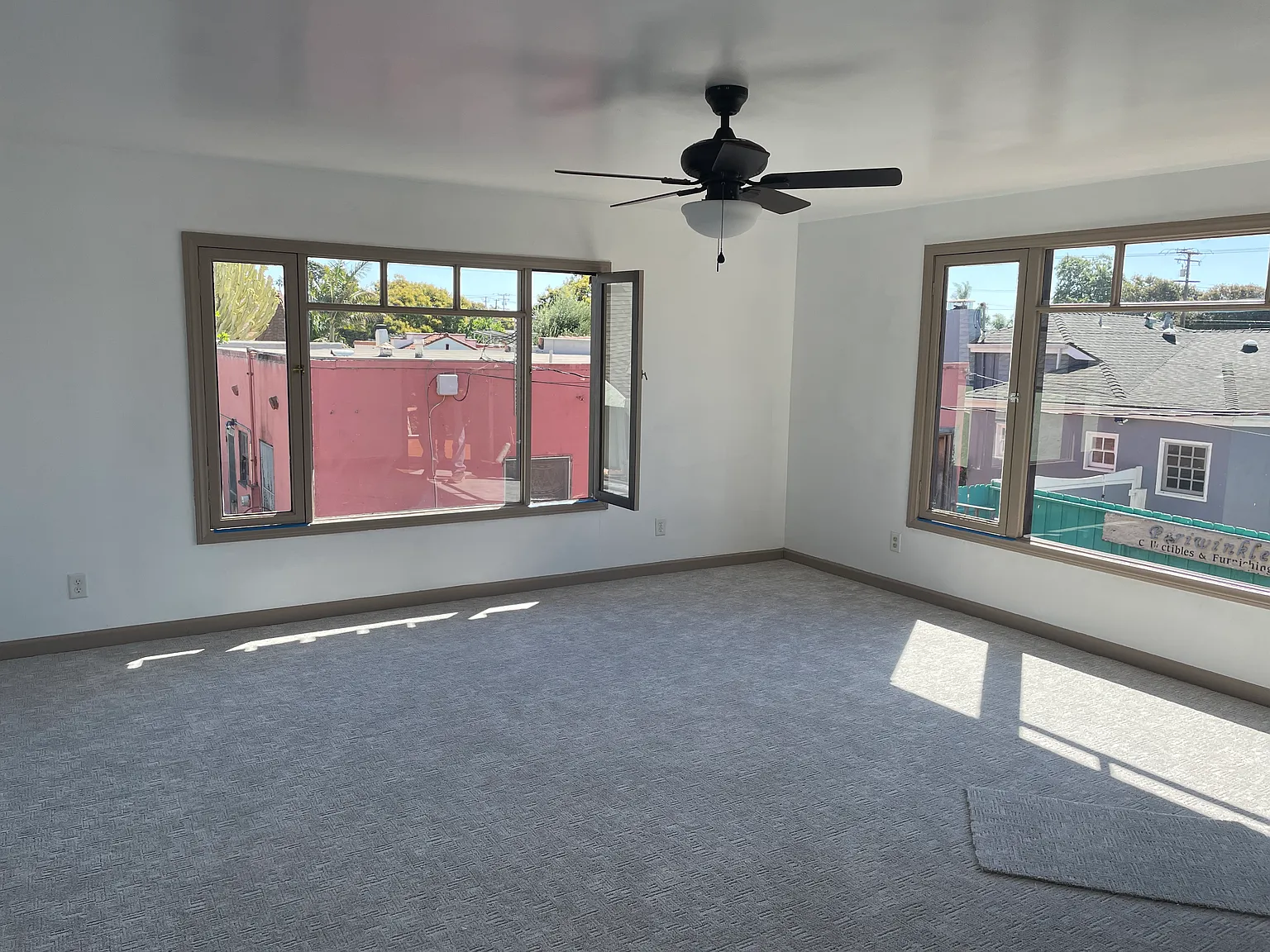 Studio, 400 sqft, $1,800 — Photo 2