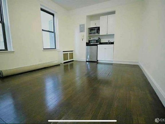 2nd image of 22 W 77th St #227