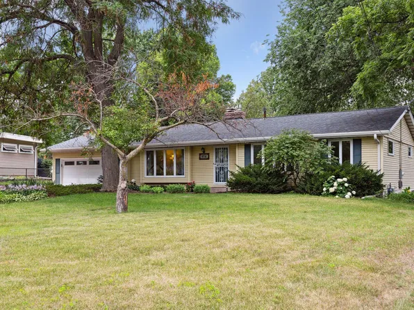 9716 Russell Ave S, Bloomington, MN 55431
