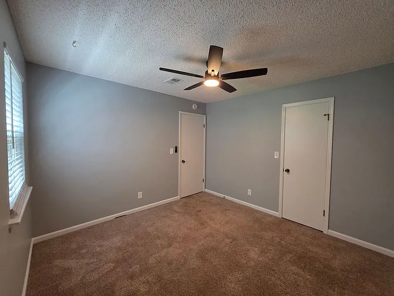 102 Park Place Dr — Photo 9