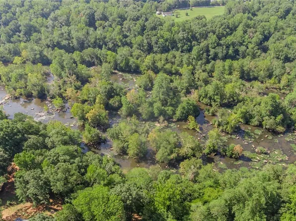 5319 Roane St, South Chesterfield, VA 23803