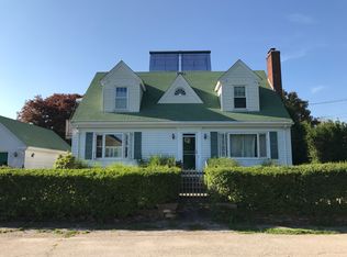 5 Harker Ave, Bristol, RI 02809