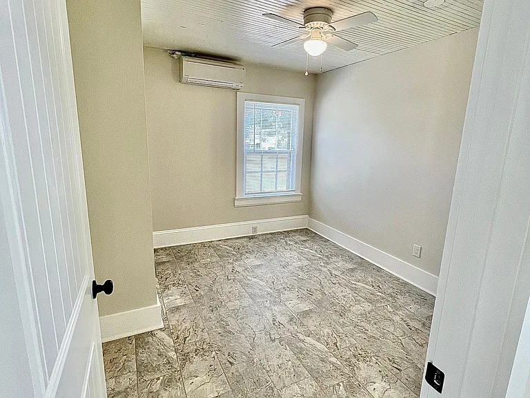 4531 Sunset Ave — Photo 15