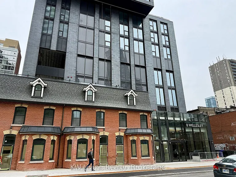 8 Wellesley St W #806 — Photo 3