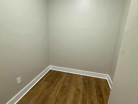 5th image of 168 Steele Rd