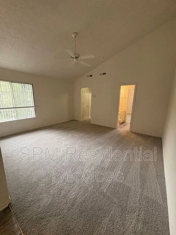1 bed, 1.0 bath, 800 sqft, $1,100 — Photo 1