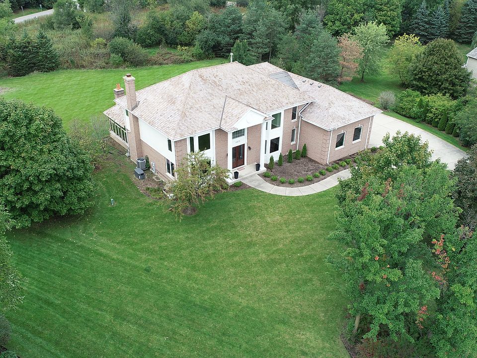 2nd image of 1373 Bridgewater Ln