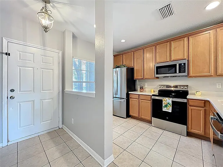 3309 Wilshire Way Rd #3 — Photo 8