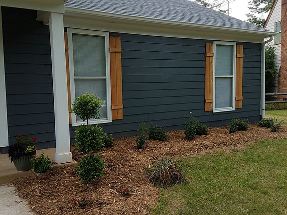 5th image of 6512 Oak Hollow Dr