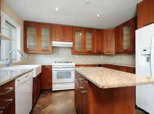 14 Keats Way, Morristown, NJ 07960