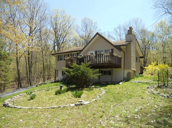 6132 Kansa Rd, East Stroudsburg, PA 18302