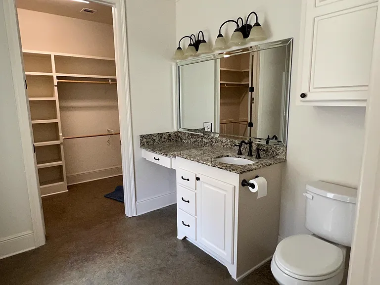 202 Green Cay Dr — Photo 3