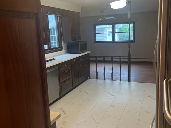 305 East Ave